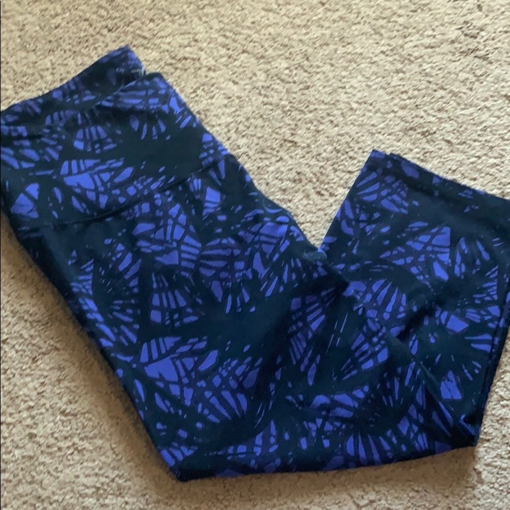 Old Navy Active crop Workout Leggings